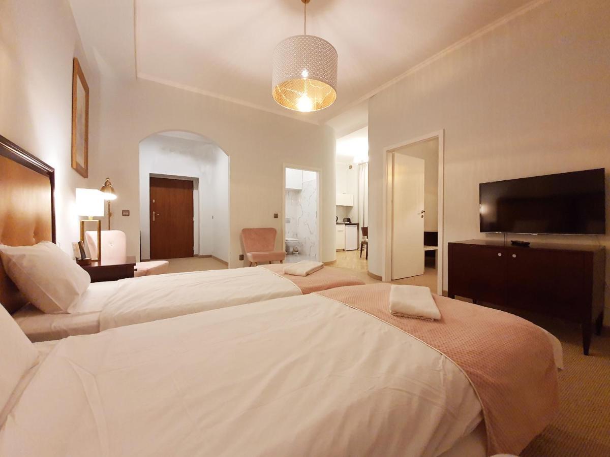 Holiday Suites Cracow Krakow Exterior photo
