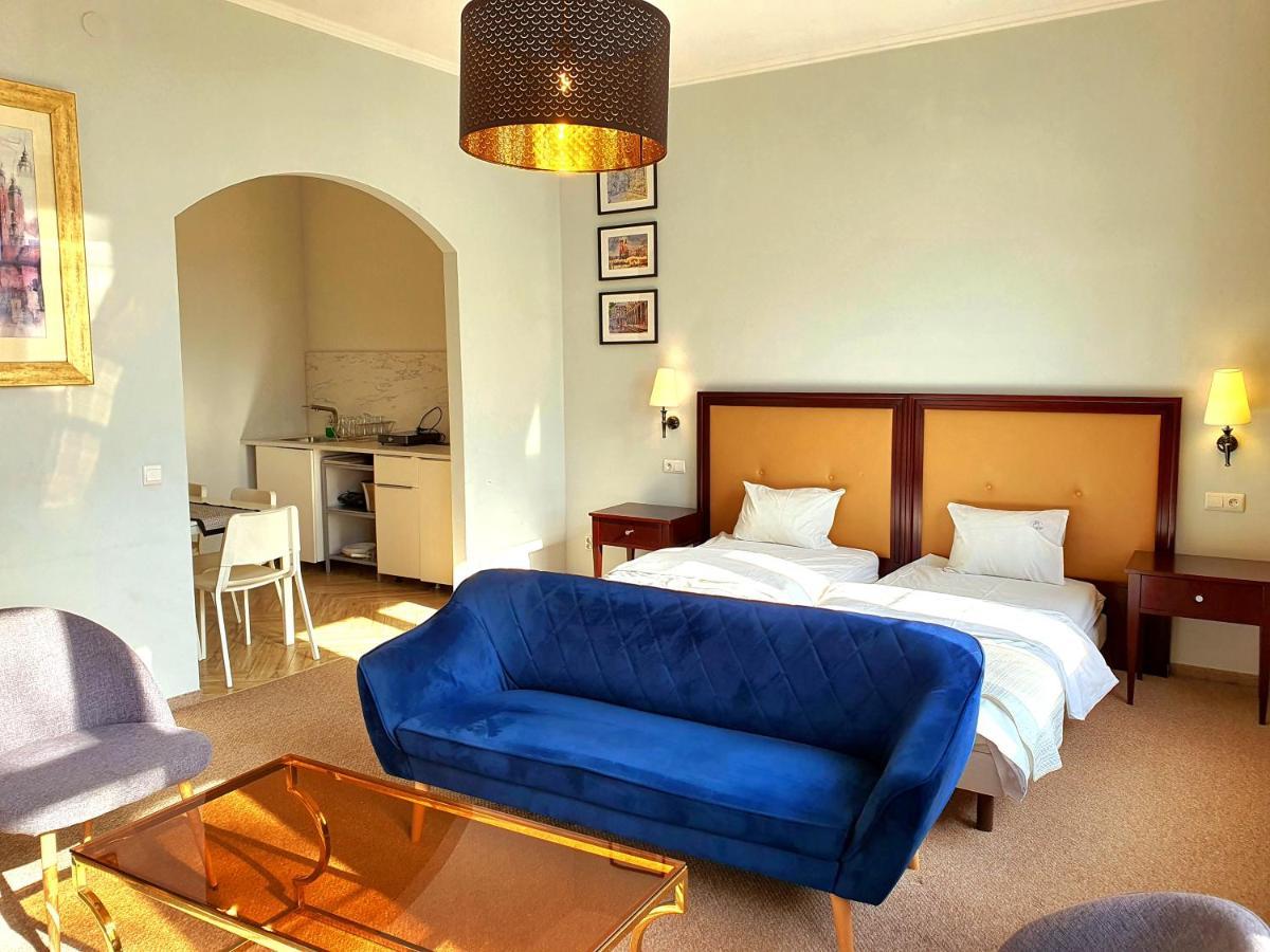 Holiday Suites Cracow Krakow Exterior photo