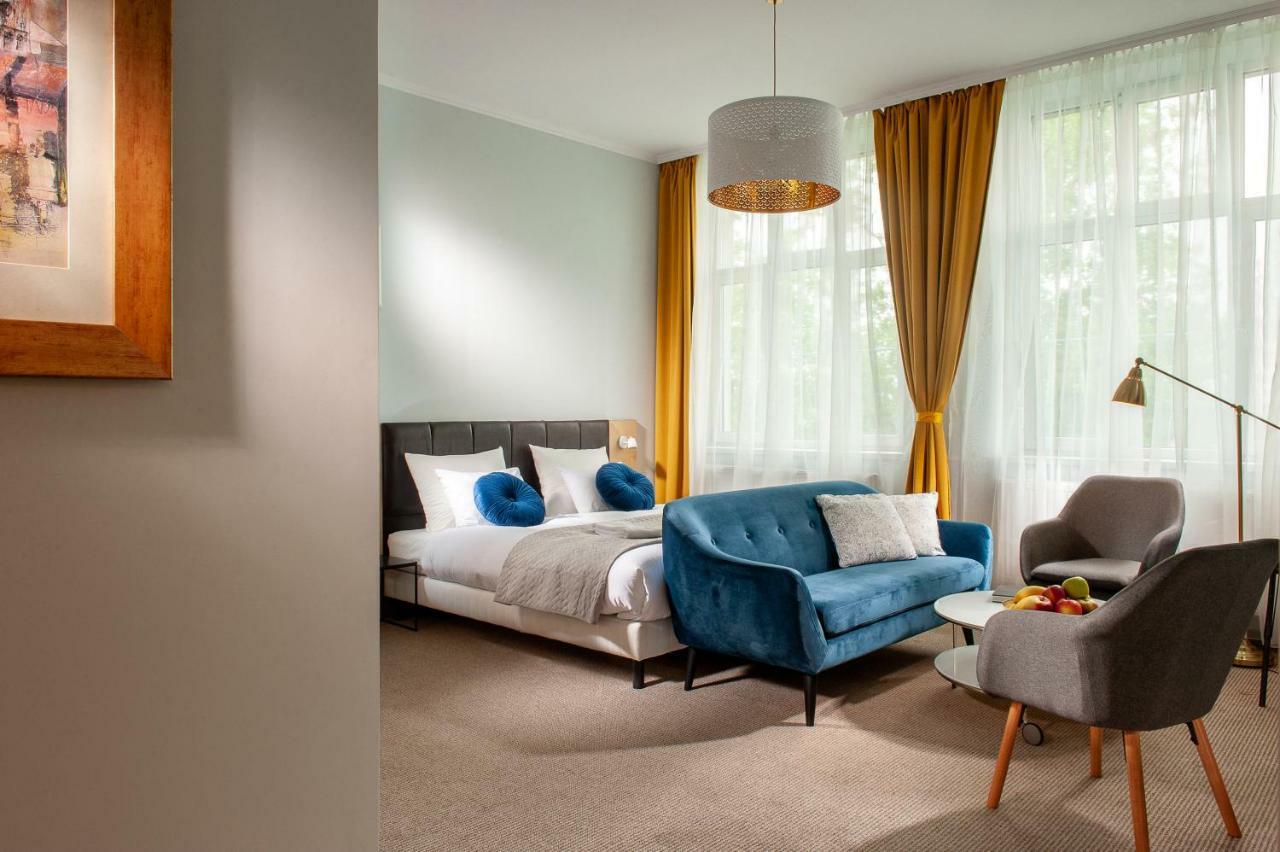 Holiday Suites Cracow Krakow Exterior photo